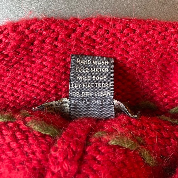 Alpaca Knitted Strawberry Hat - Picture 6 of 8